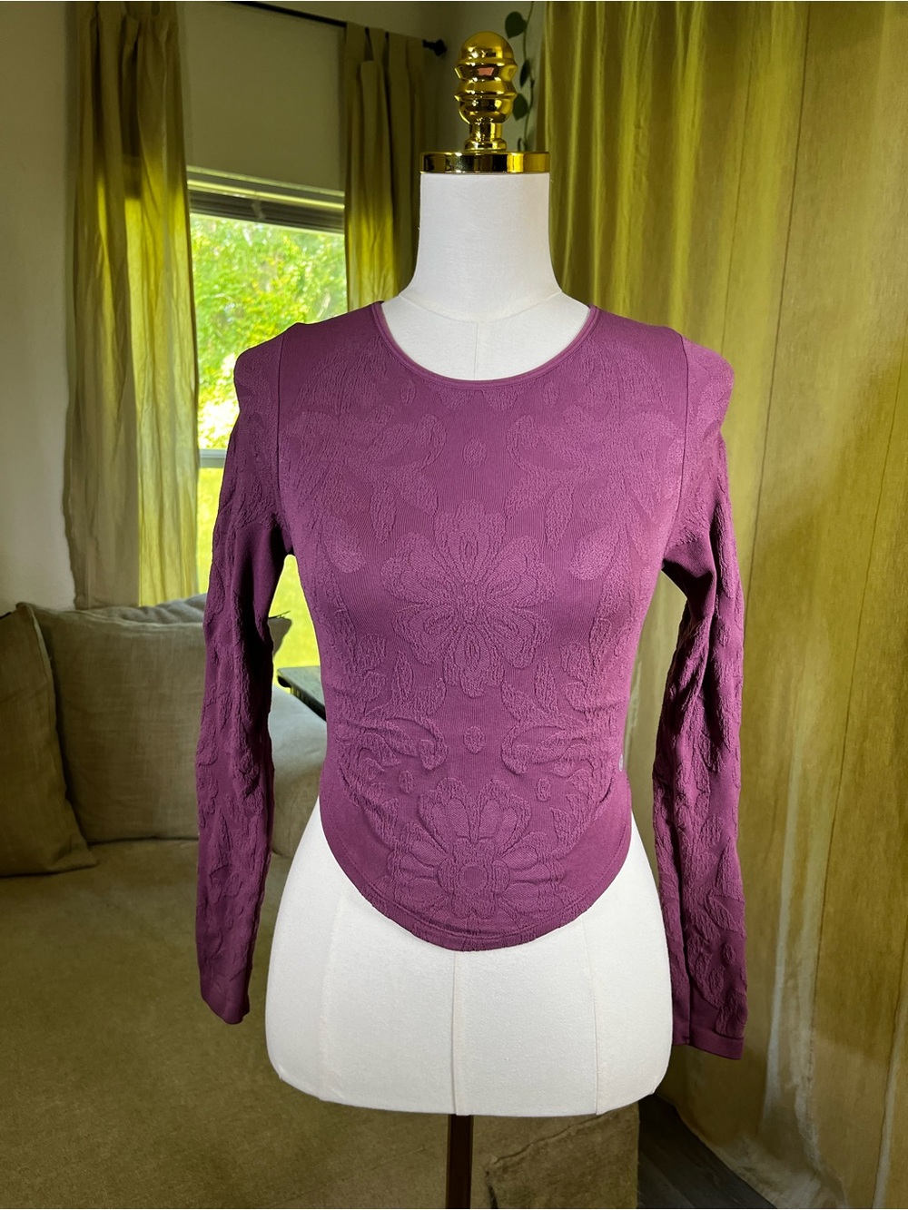 Altar'd State Blaire Textured Long Sleeve Crewneck Top small/medium
